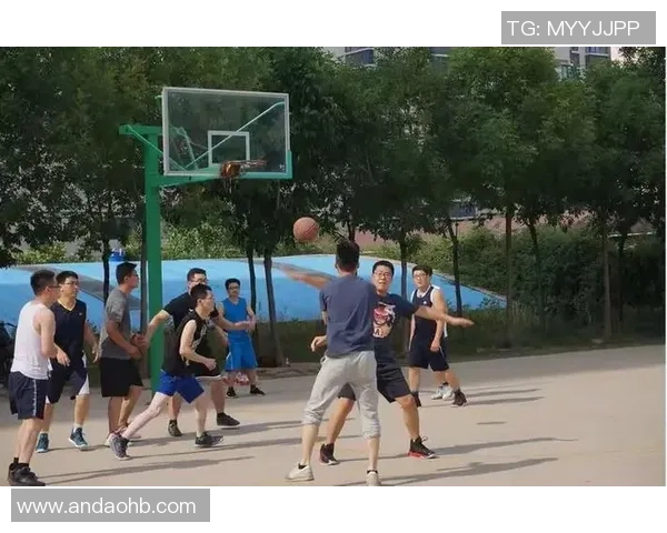 成都篮球队荣登篮球意识排行榜第六名展现卓越团队智慧与实力